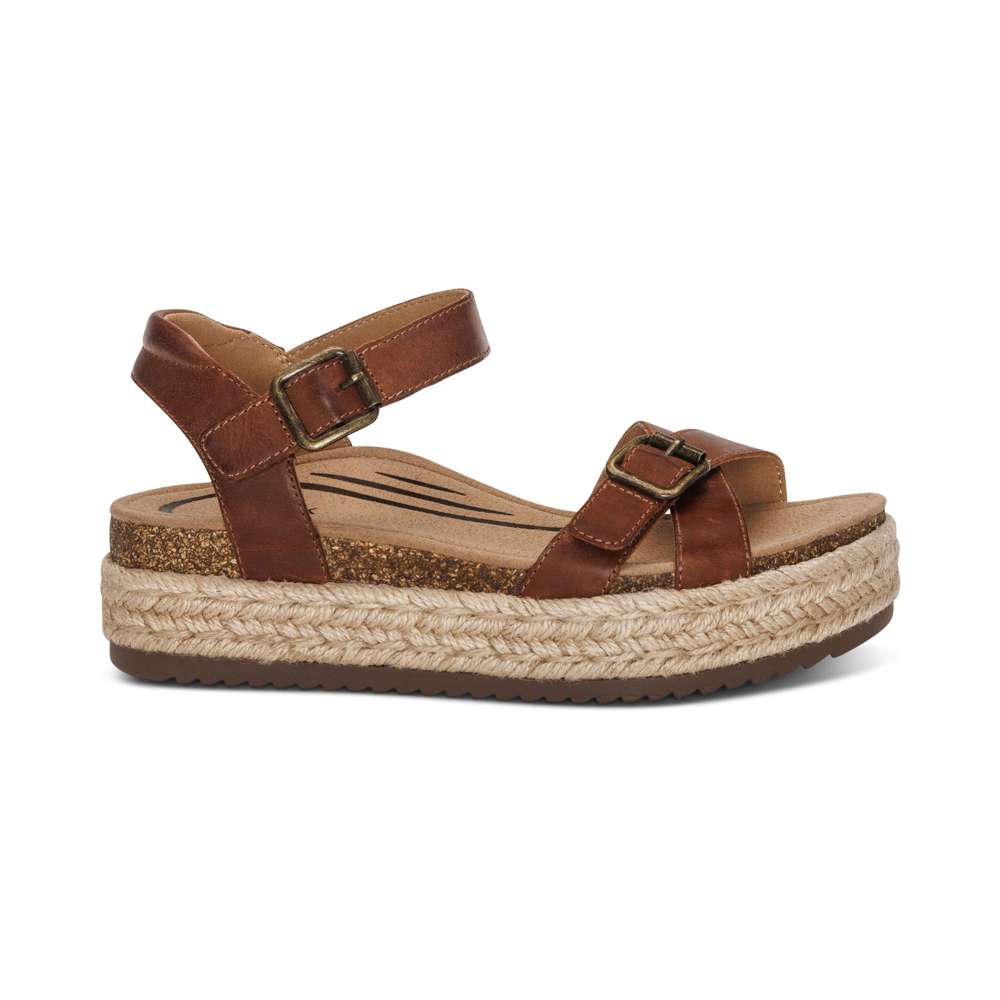 Paula Platform Sandal - Walnut