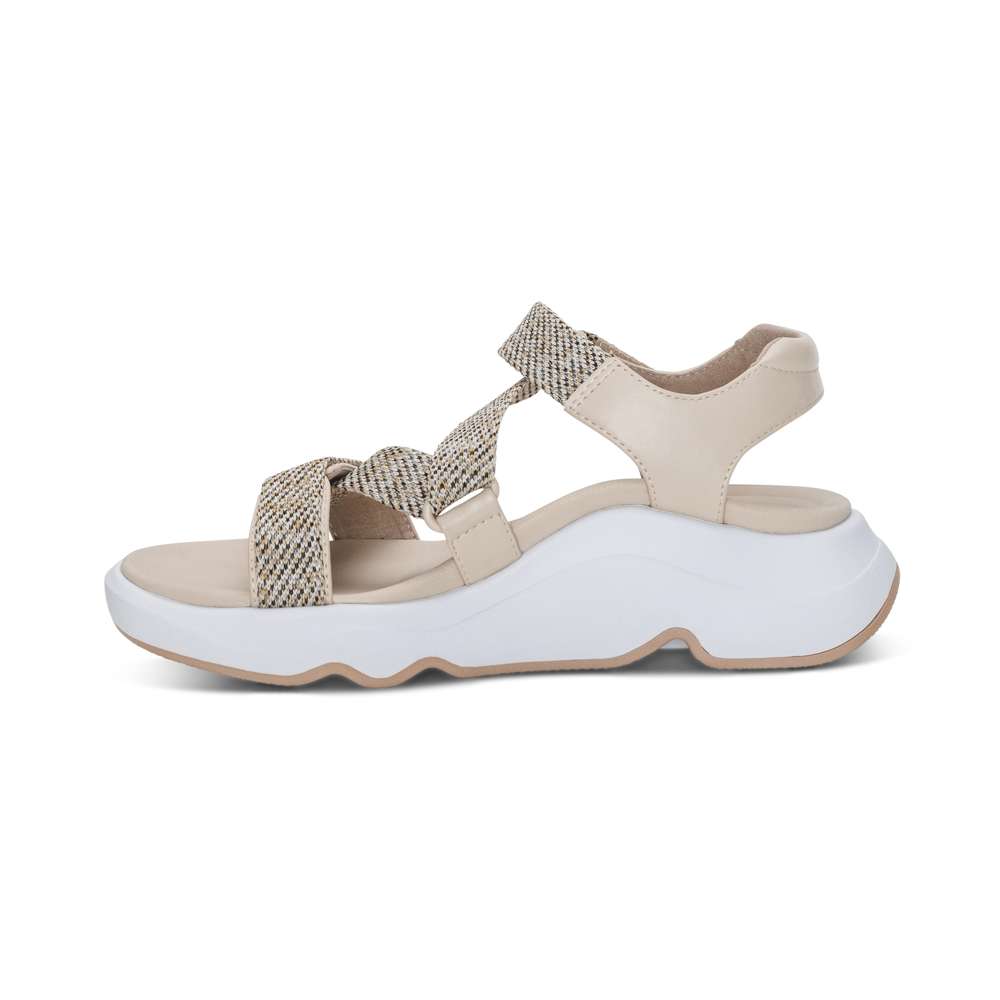 Whit Sport Sandal - Champagne