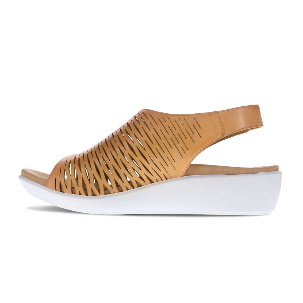Tulsa Wedge Sandal - Apricot