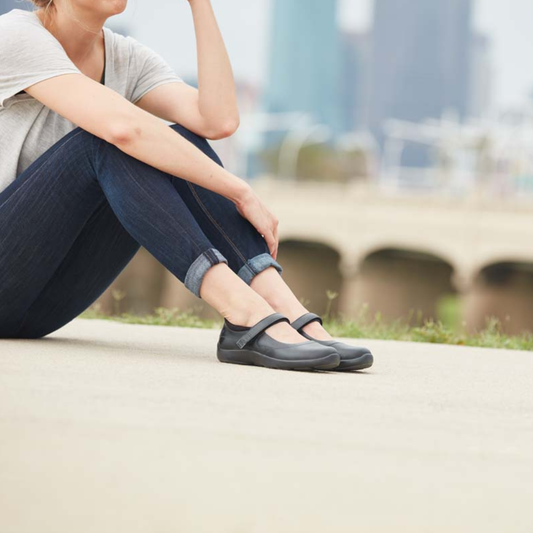 Lifestyle image for 19 Casual Mary-Jane - Black