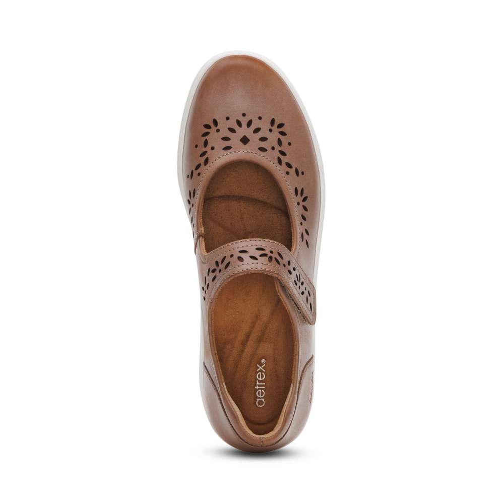 Erica Casual Sneakers - Tan