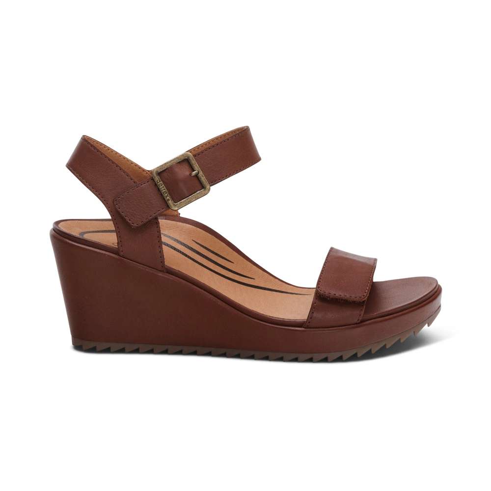 Andrea Wedge - Walnut