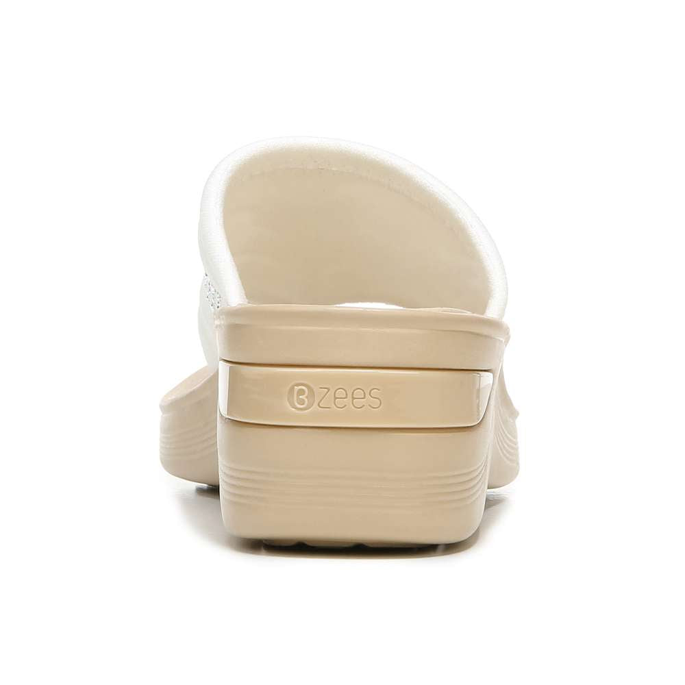 Dazzle Me Wedge Sandal - White