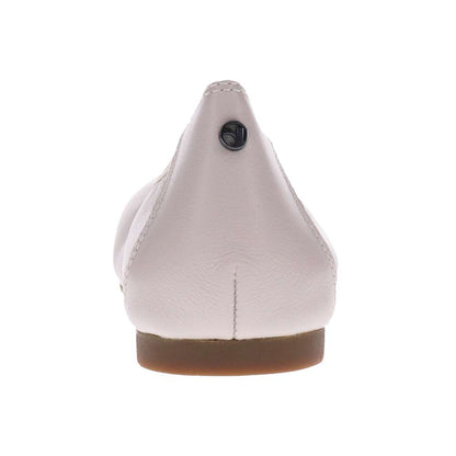 Nairobi Ballet - Pebble