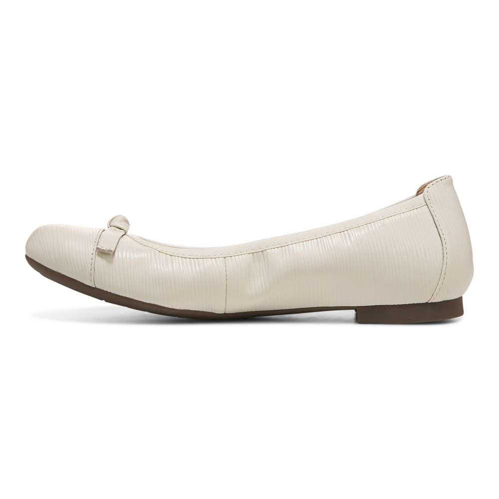 Amorie Ballet Flat - Cream Wavy