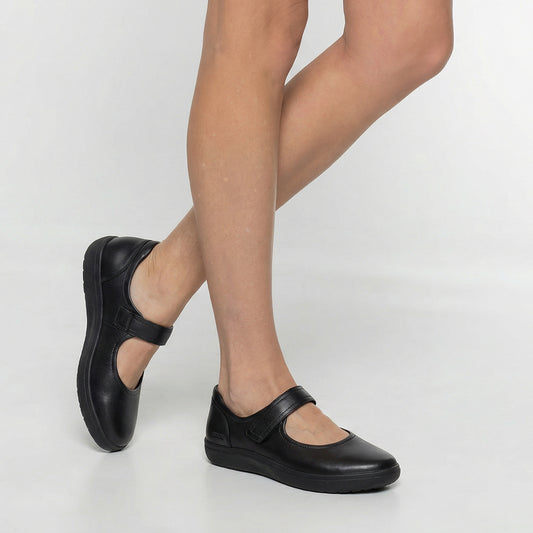 Lifestyle image for Erica Mary-Jane - Black