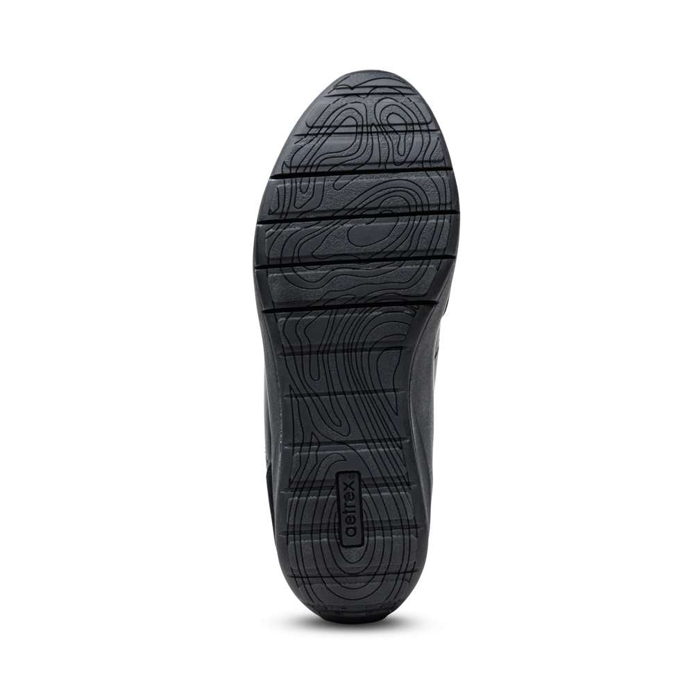 Ivy Sneaker - Black