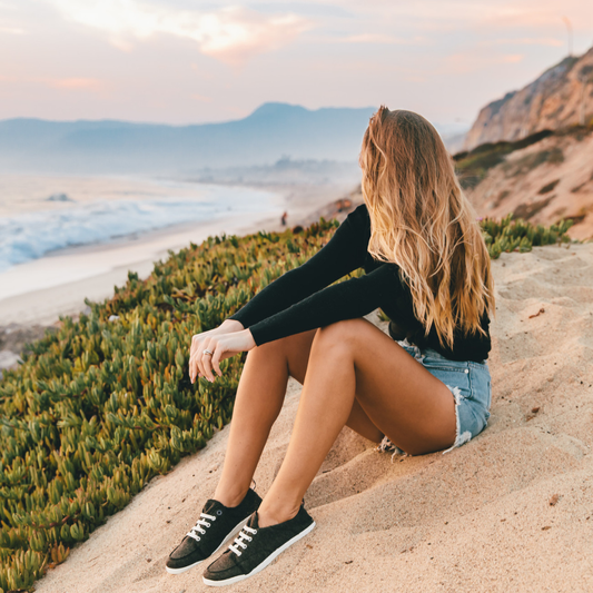 Lifestyle image for Pismo Casual Sneaker - Black